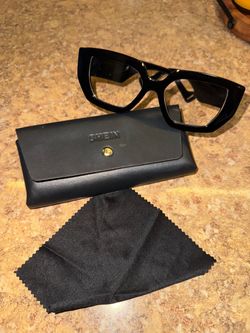 SHEIN Women's Oversized Square Sunglasses Black Frame w/ Case