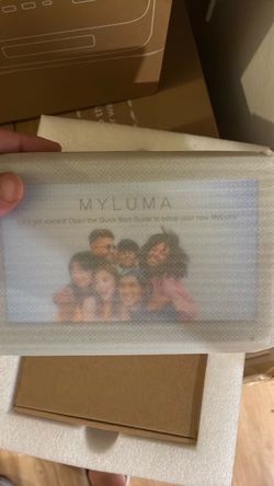 MyLuma Digital Photo Frame
