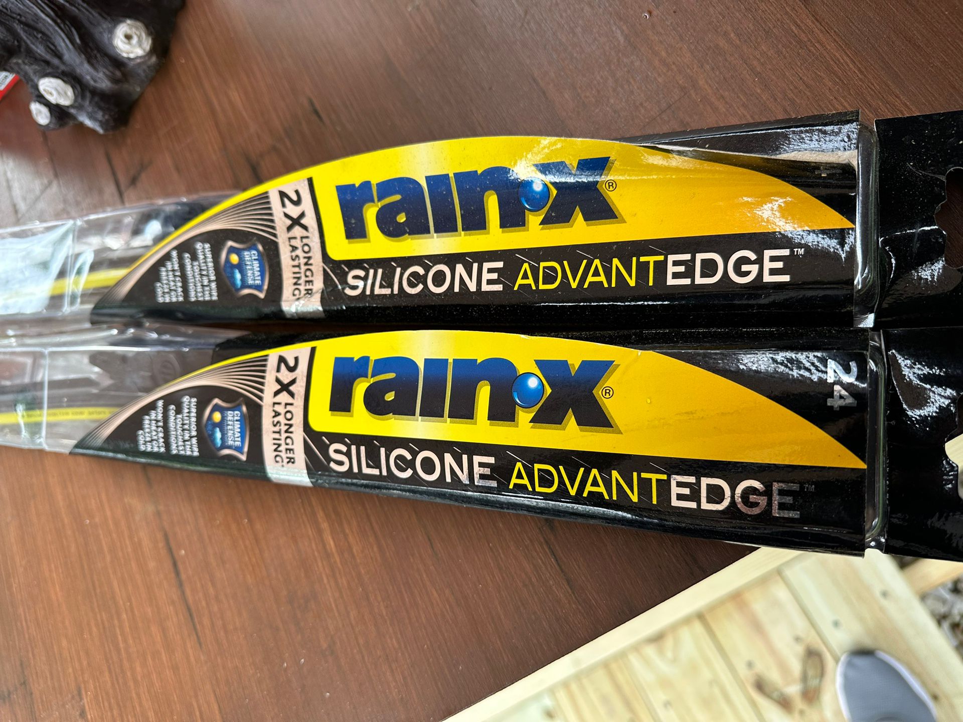 (2) RainX AdvantEdge 24” Wipers