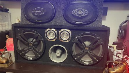 10in EV VOICE SUBS & Pioneer 6x9 “SUPER SUPER LOUD “