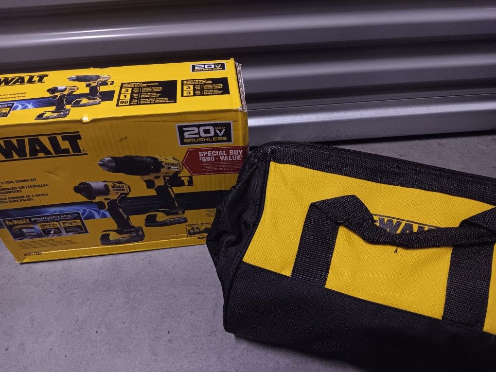 Brand New Dewalt 20v Drill Combo Set.