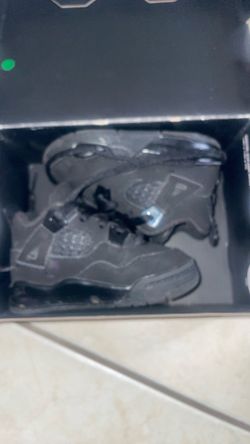 Jordan retro 4 remastered shoes