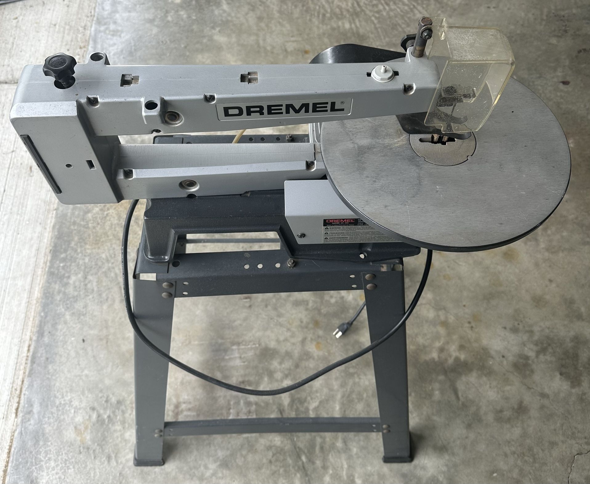 Dremel 16” Scroll Saw W/Stand - Model 1671