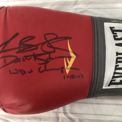 Timothy Bradley Autographed glove