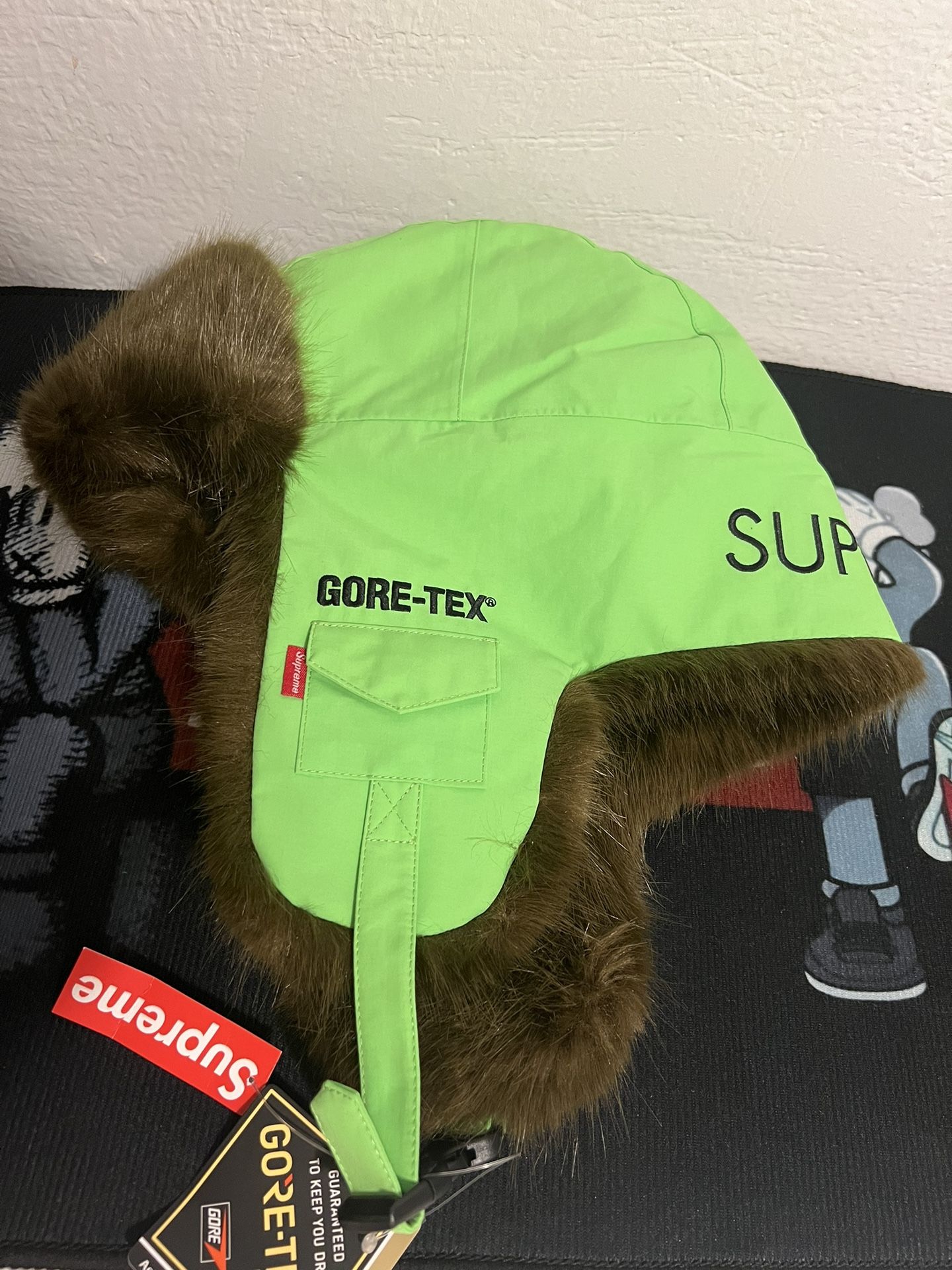 Supreme GORE-TEX Taped Seam Trooper Supreme GORE-TEX Taped Seam 