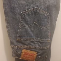 Levis Pant