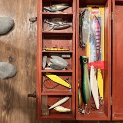 Cool Handmade Deep Sea Fishing Box And Lots Of Good Gear