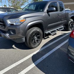 2017 Toyota Tacoma