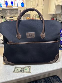 Very nice canvas and leather bag Very nice canvas and leather carry-on bag