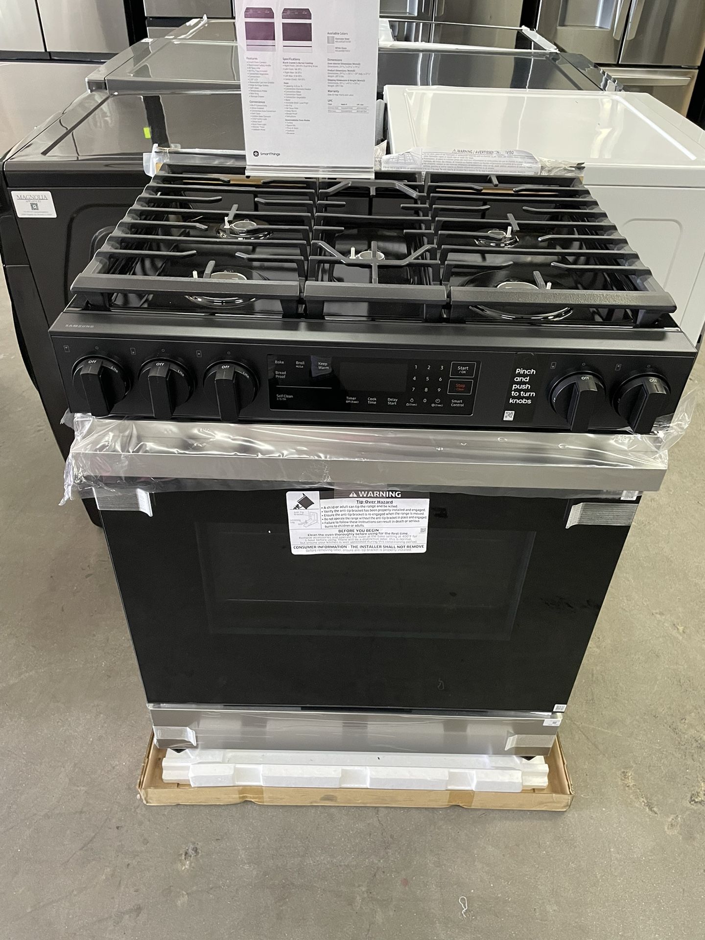 Samsung Bespoke 30” Gas Slide In Range