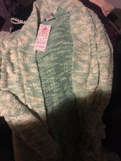 Women's sweater