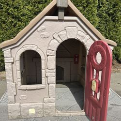 Huge Mansion Playhouse 