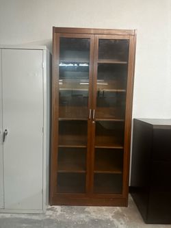 OFFICE/HOME BOOKCASE WOODEN BOOKCASE