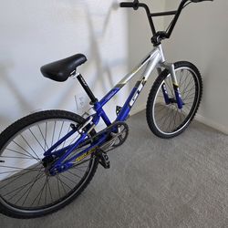 24 inch GT Power Series Cruiser Bike