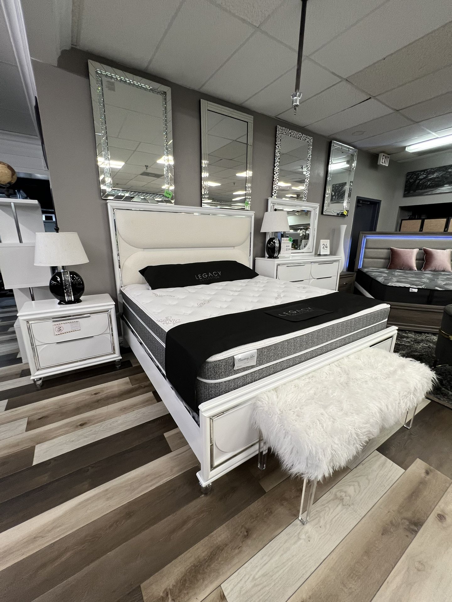 4 Pc King Bedroom Set