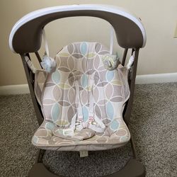 Baby rocking chair🤍