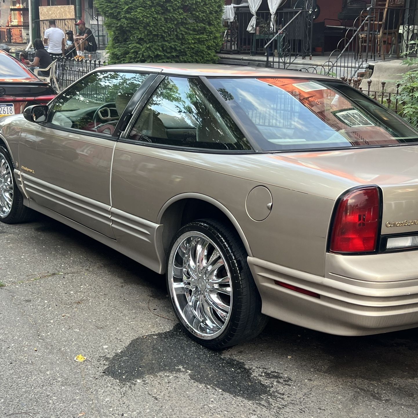 Cutlass supreme 1996 sales