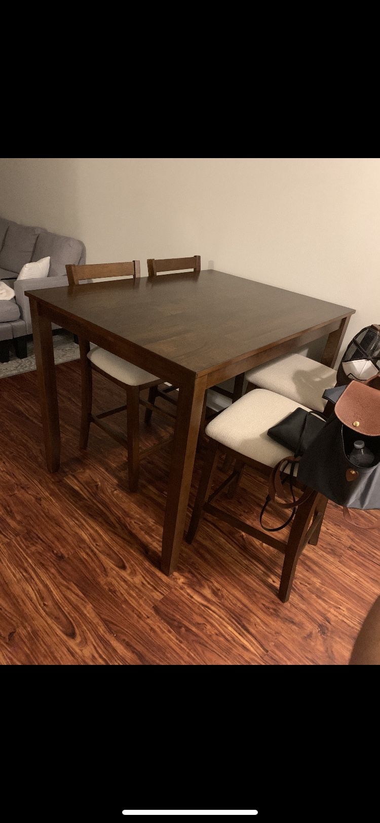 Wayfair Donegal Table 4 Seat (negotiable)