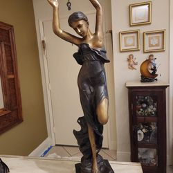 Beautiful  Bronze Figure