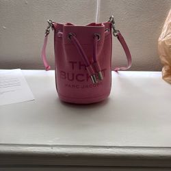 Marc Jacobs Bucket Bag 