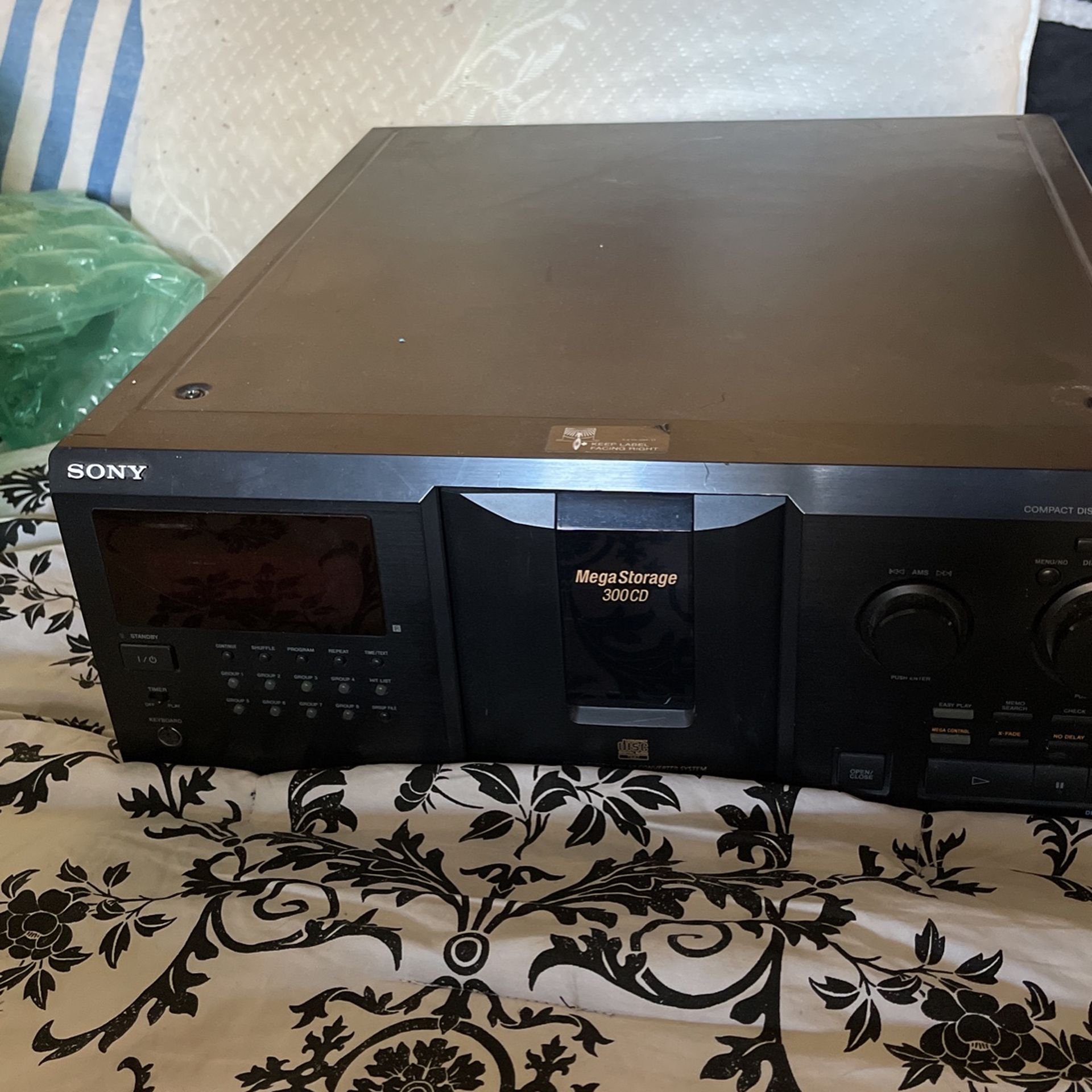 Sony 300 CD Carousel