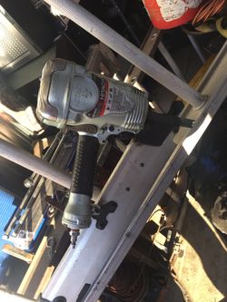 Hitachi framing gun like new