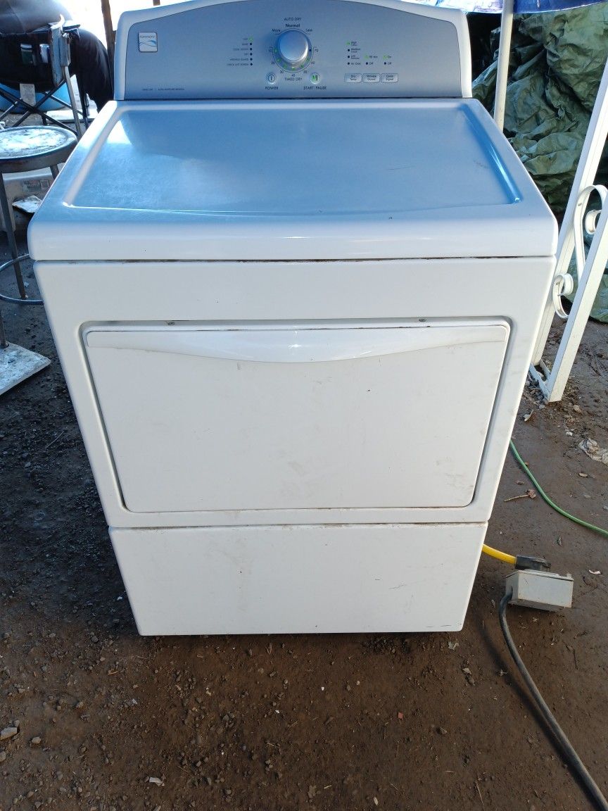 Kenmore Electric Dryer For Sale for Sale in Visalia, CA OfferUp