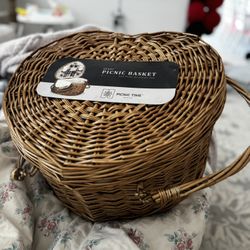 Heart Picnic Basket For 2