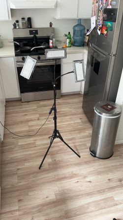 Light STAND