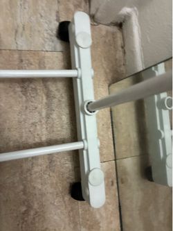 Clothesline rack