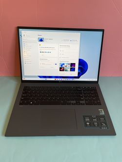 LG Gram 17” (2022) i7 12th Generation 16GB 512GB super light powerful laptop (Evo certified)