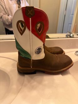 Twisted X size 9