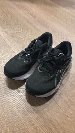 ASICS GEL-Kayano 30 Men’s Size 11 — Like New