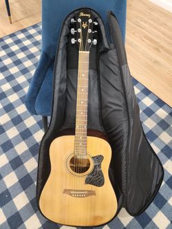 ibanez IJV50-NAT ACUSTIC GHITAR WITH Soft Case Is Like New no scratches all sides