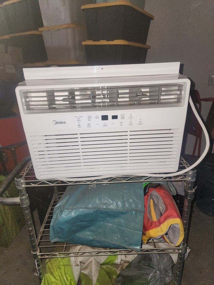 Window AC 8000 BTU