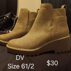 New Boots & Birkenstock Footbed Sandals 