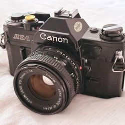 Canon AE1