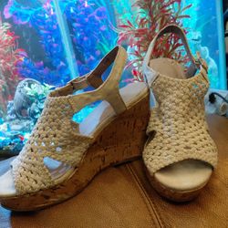 Size 8-1/2  High Heels