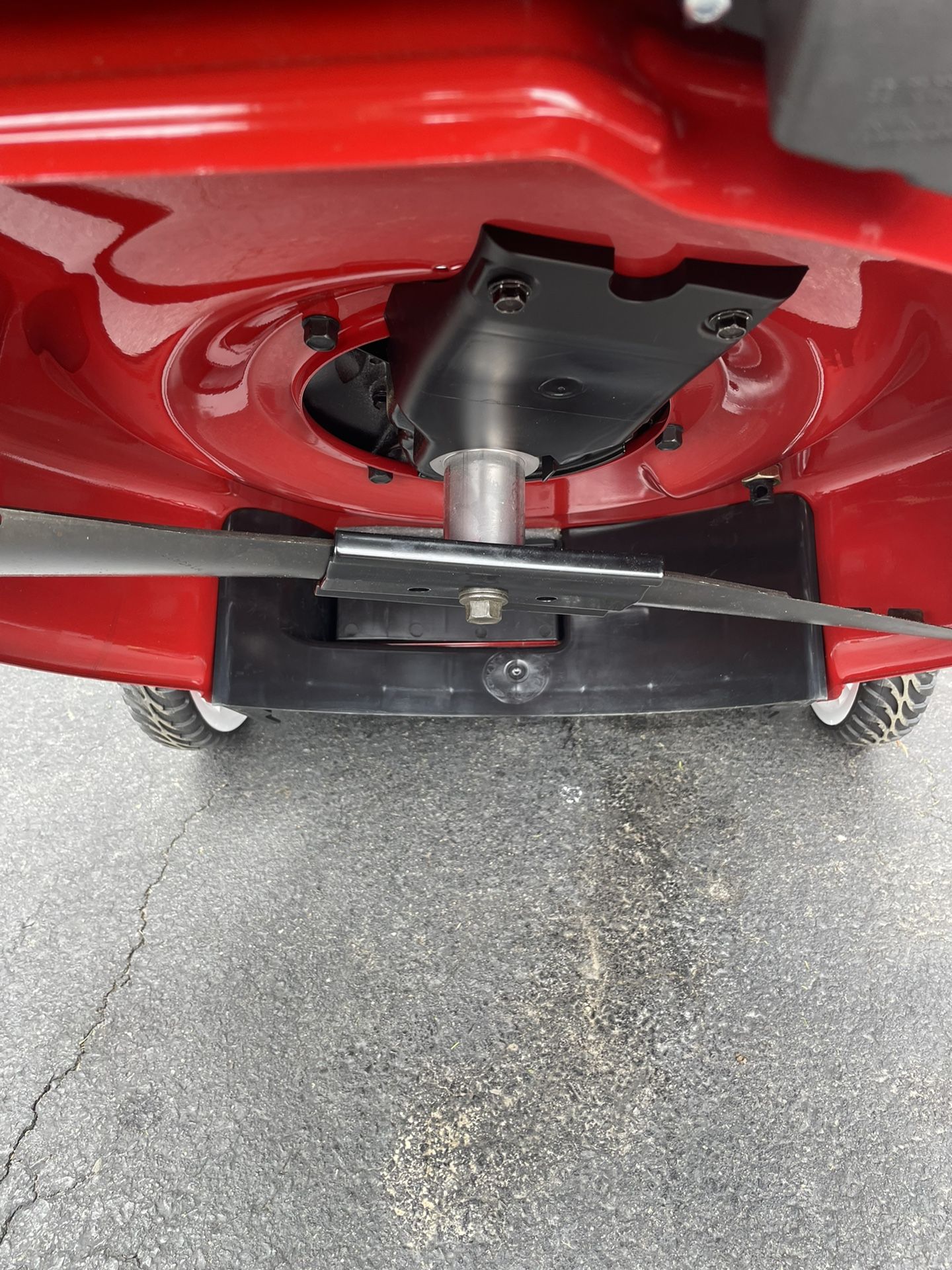 Toro Recycler 22” Smart Stow Self Propelled Lawn Mower for Sale in