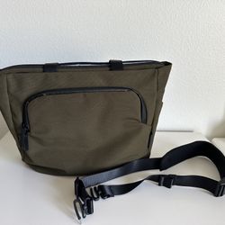 Alpaka Bravo Tote in Axoflux Army Green, Laptop Bag