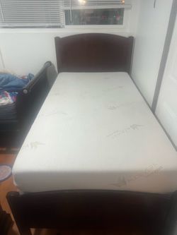 Twin bed