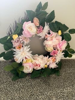 Artificial Floral Wreath Pink and White