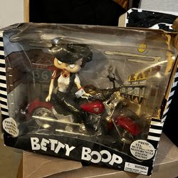 Betty boop motercycle