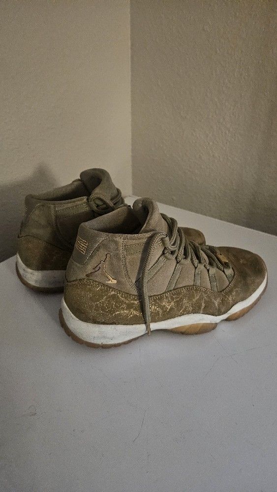 Nike Air Jordan 11 Retro Olive Lux