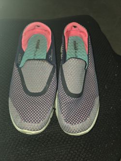 Women shoes size  7.5