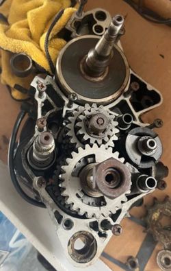 Yamaha 175 G motor