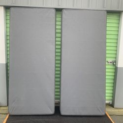 California King Boxsprings (New). 