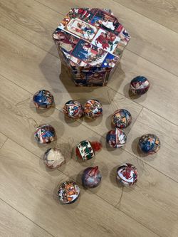 VINTAGE CHRISTMAS DECOUPAGE ORNAMENT LOT