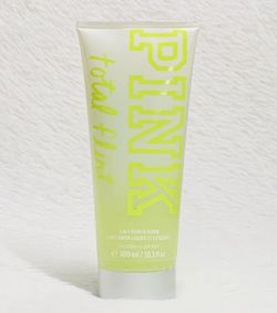 NEW Victoria’s Secret PINK Total Flirt 2-IN-1 Wash & Scrub 10.1 oz