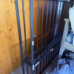 ***FREE*** METAL BED FRAME - CAL KING - XLNT COND